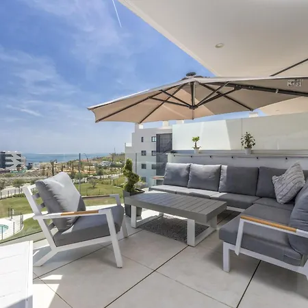 Vivi Homes - Ivy Pool, Terrace, Golf & Sea View * Fuengirola
